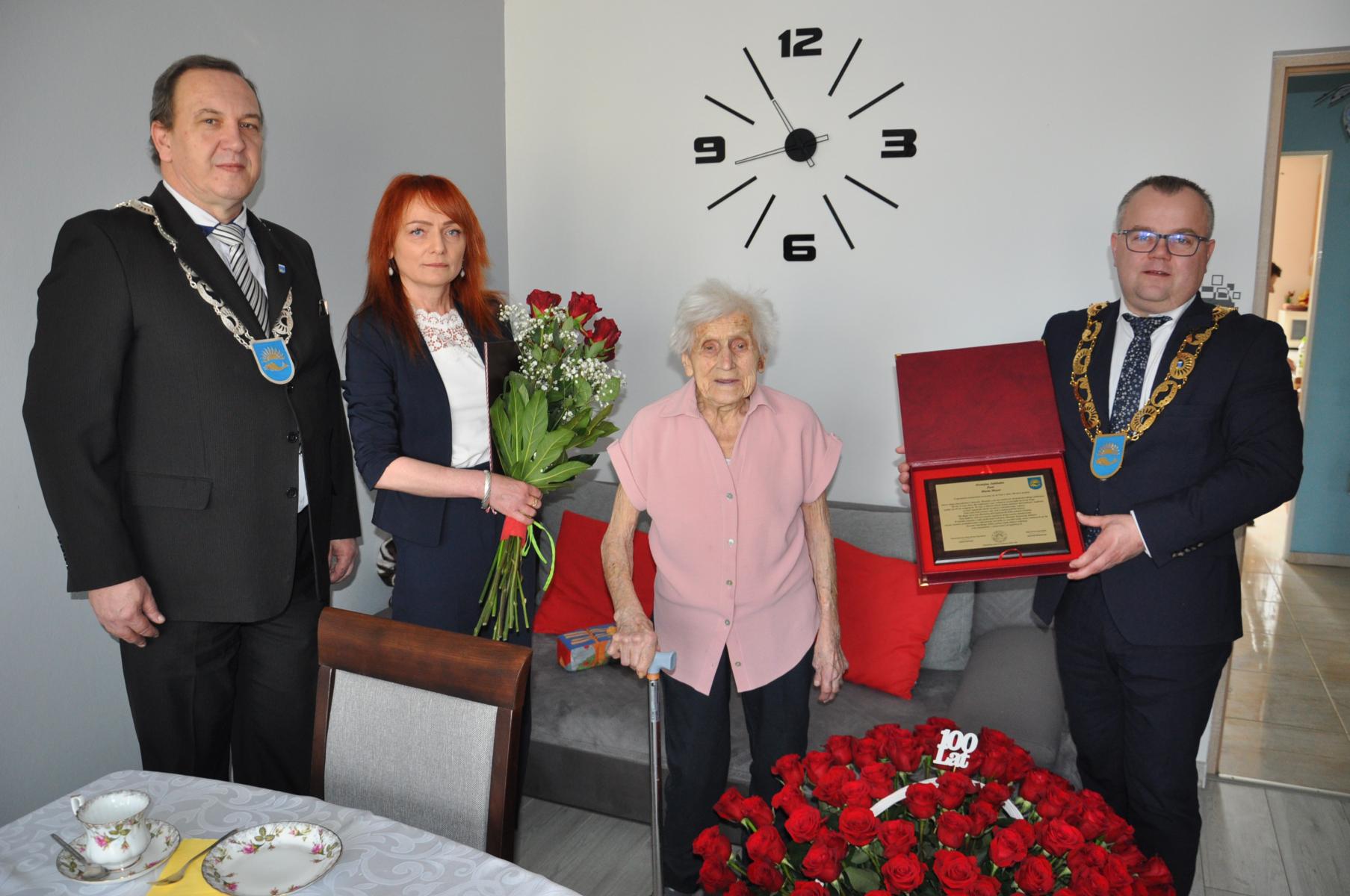 Niecodzienny Jubileusz 100 - lecia urodzin mieszkanki Gminy Przechlewo