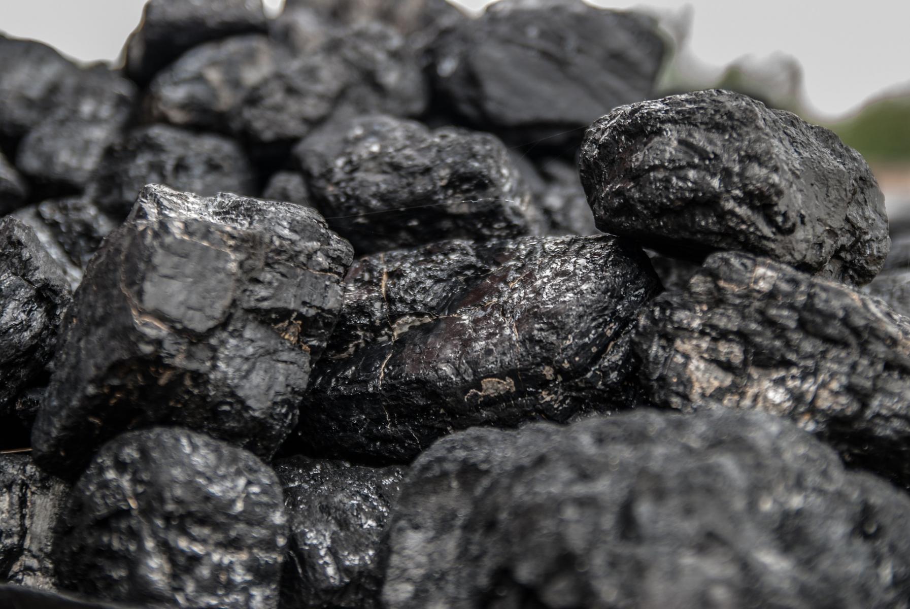 Pierwsze dostawy węgla są już w Przechlewie